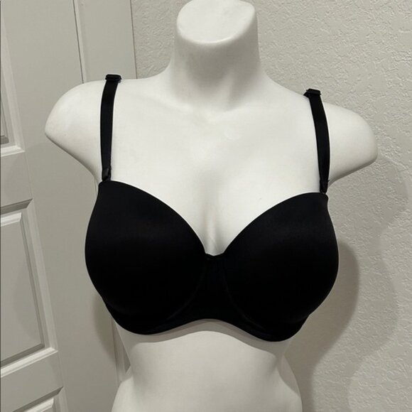 PINK Victoria's Secret Elegant Black Push Up Bra with Adjustable Straps - Picture 1 of 8